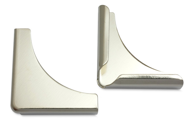 Boekhoeken, vernikkeld, 28 mm zijlengte, 6 mm bevestiging